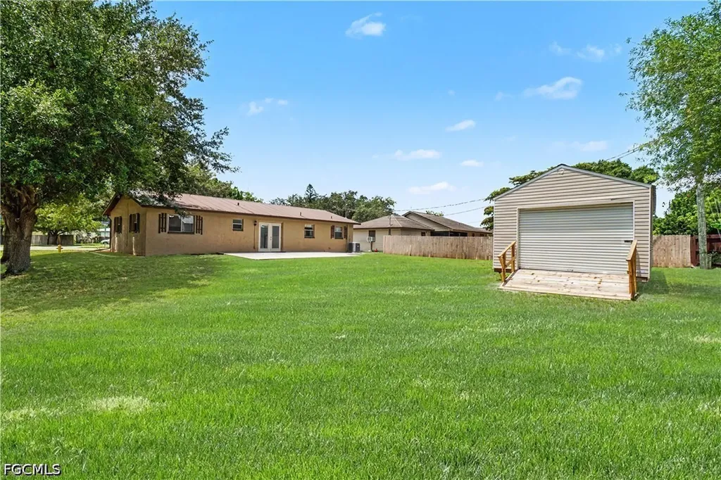 13044 Seventh Street Fort Myers FL 33905