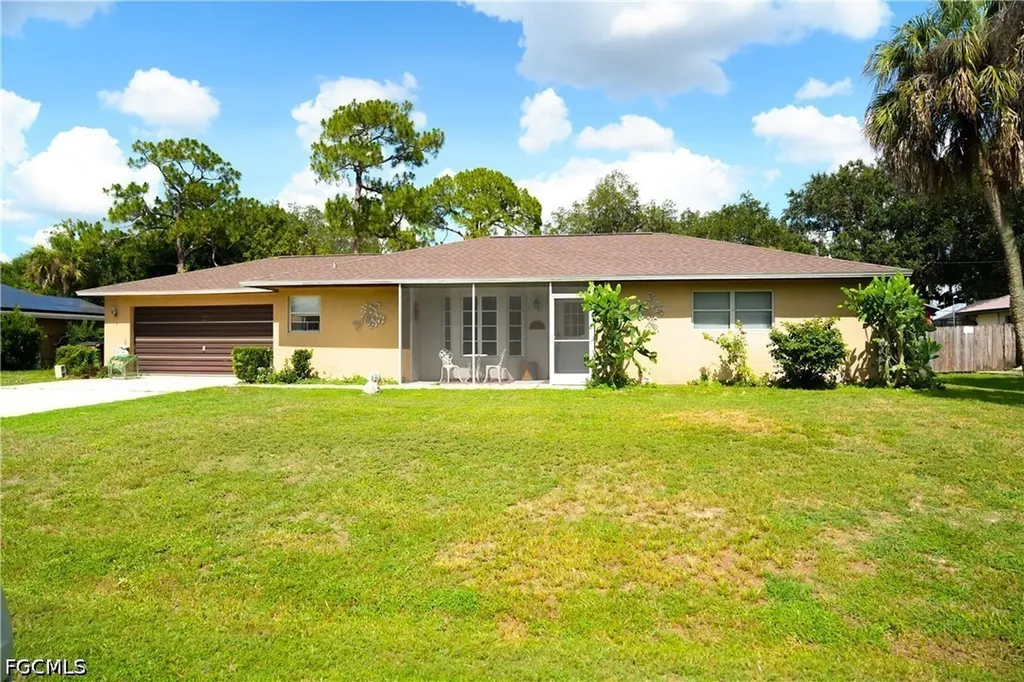 114 Greenwood Avenue Lehigh Acres FL 33936