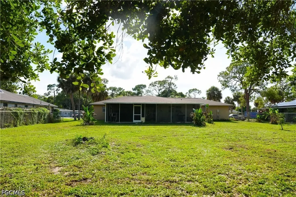 114 Greenwood Avenue Lehigh Acres FL 33936