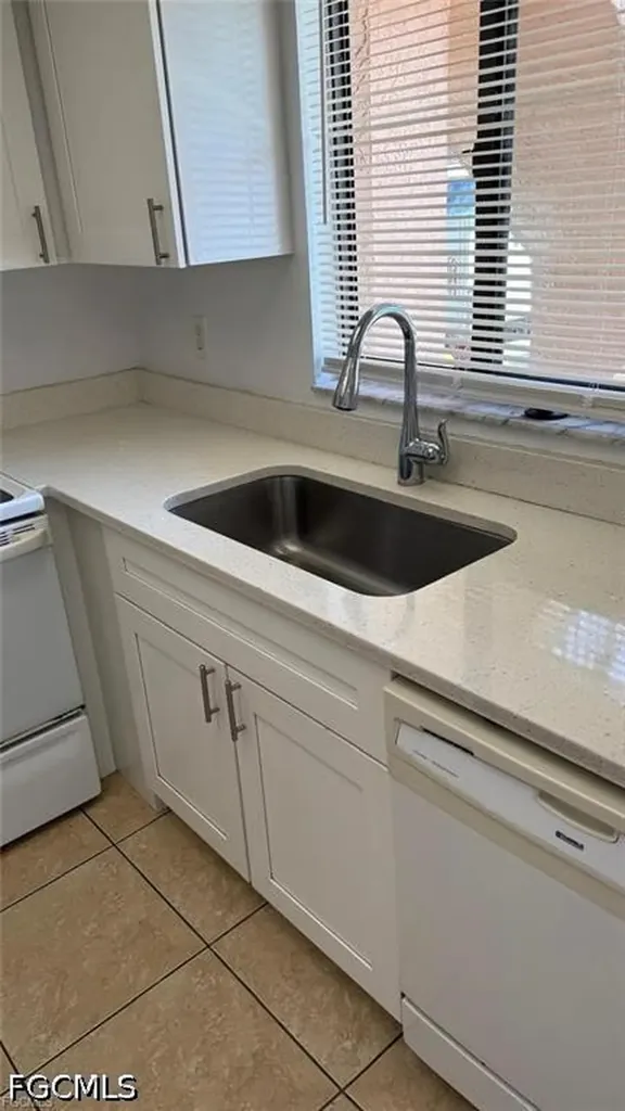 2680 Park Windsor Drive Fort Myers FL 33901