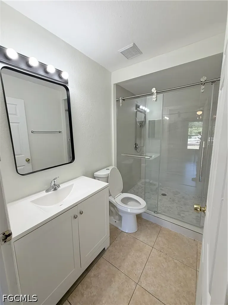 814 Gerald Avenue Lehigh Acres FL 33936