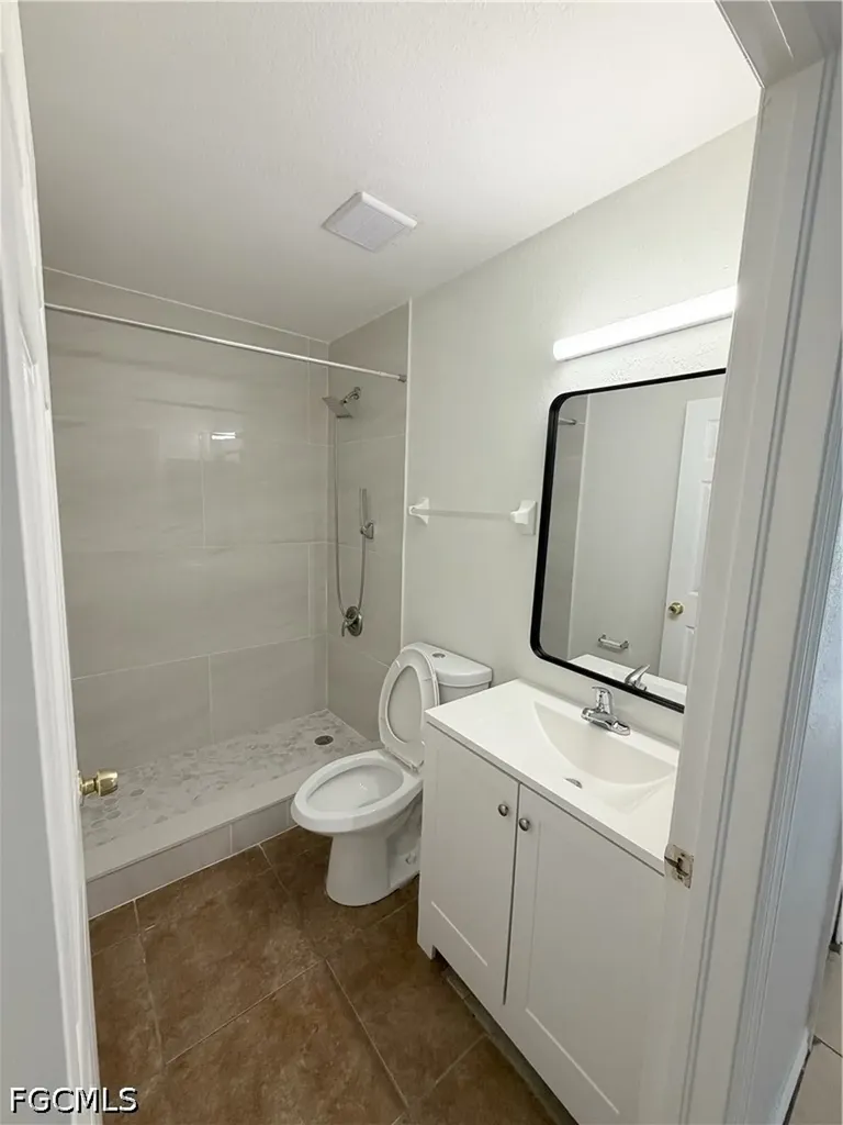 814 Gerald Avenue Lehigh Acres FL 33936