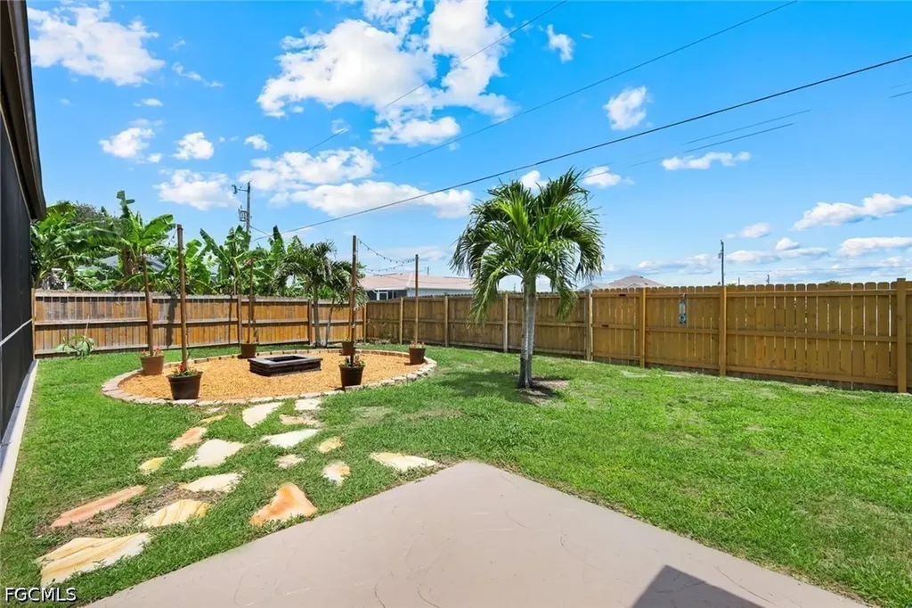 1130 NW 14th Terrace Cape Coral FL 33993