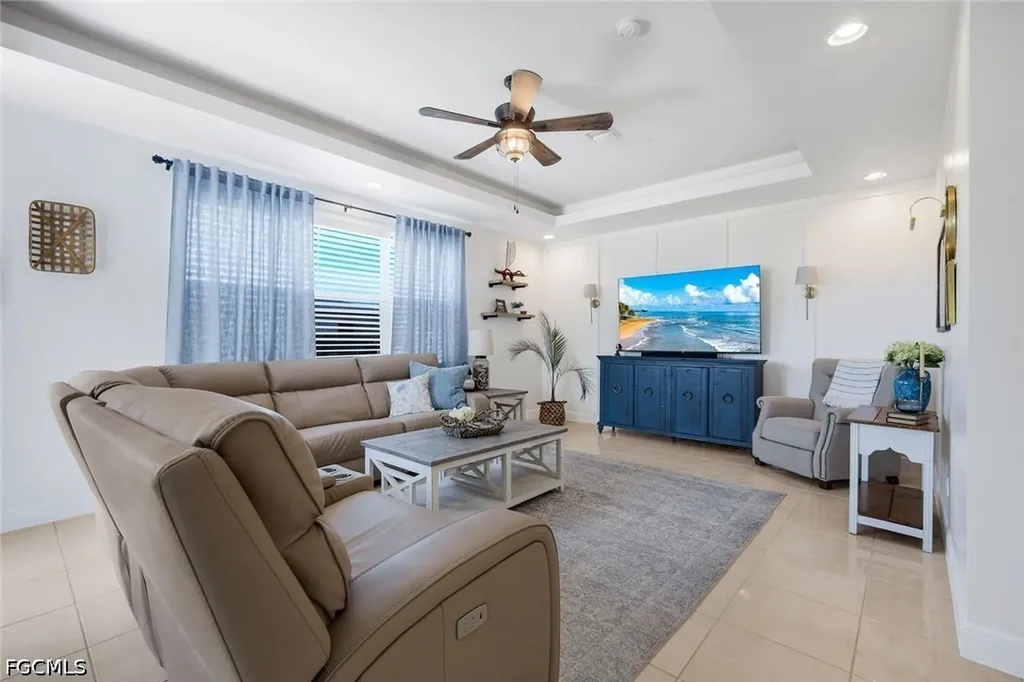 1130 NW 14th Terrace Cape Coral FL 33993