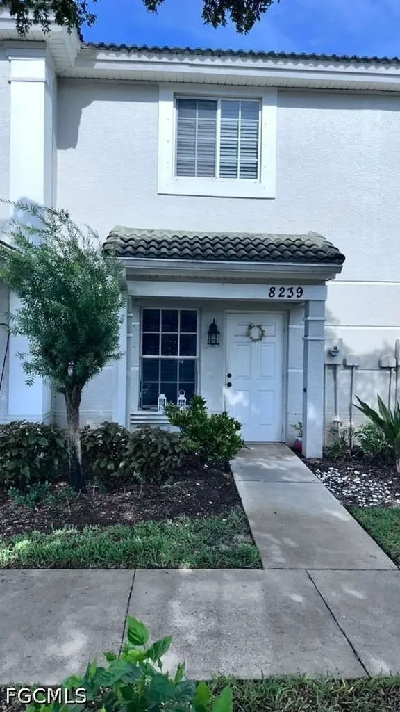 8239 Pacific Beach Drive Fort Myers FL 33966