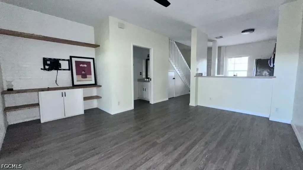 8239 Pacific Beach Drive Fort Myers FL 33966