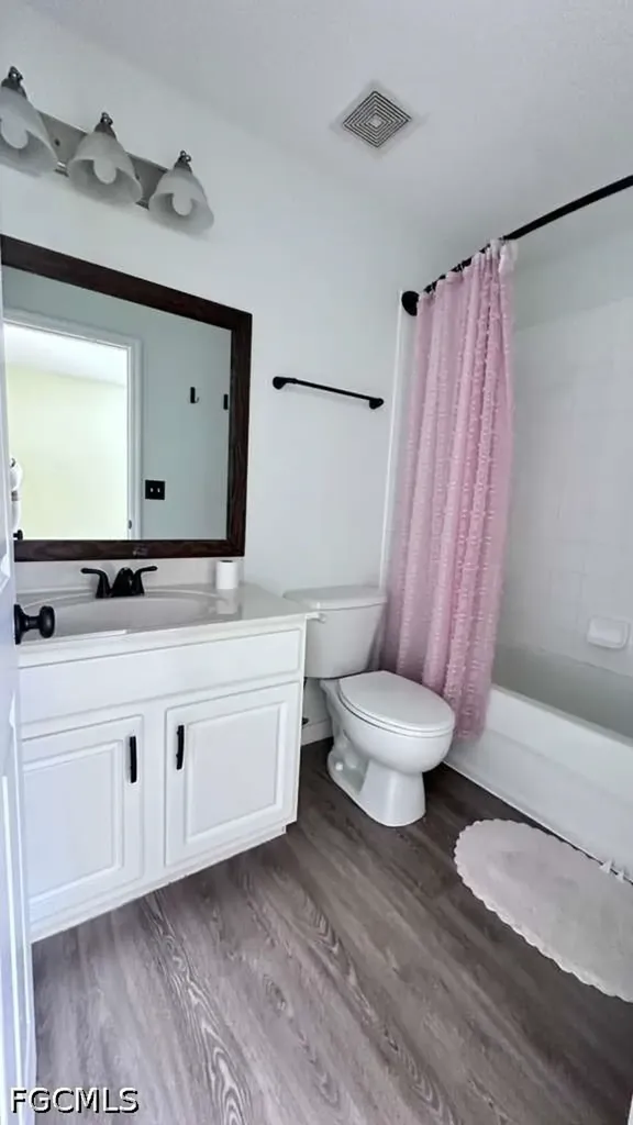 8239 Pacific Beach Drive Fort Myers FL 33966
