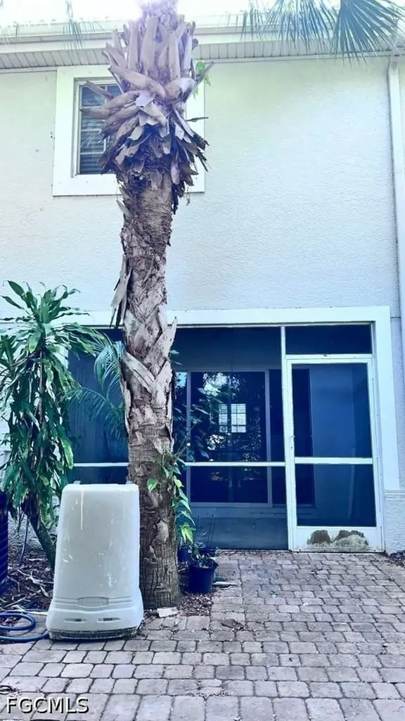 8239 Pacific Beach Drive Fort Myers FL 33966