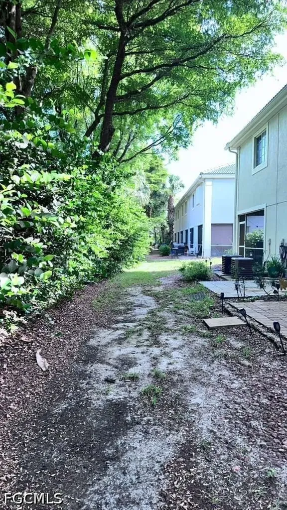 8239 Pacific Beach Drive Fort Myers FL 33966