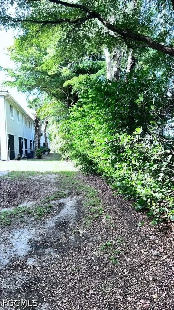 8239 Pacific Beach Drive Fort Myers FL 33966