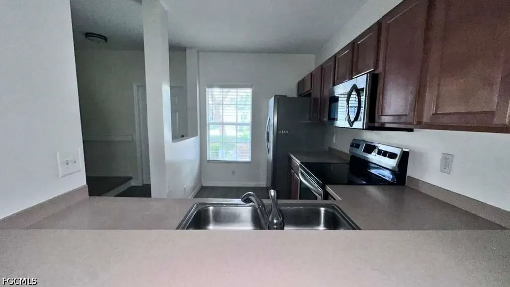 8239 Pacific Beach Drive Fort Myers FL 33966