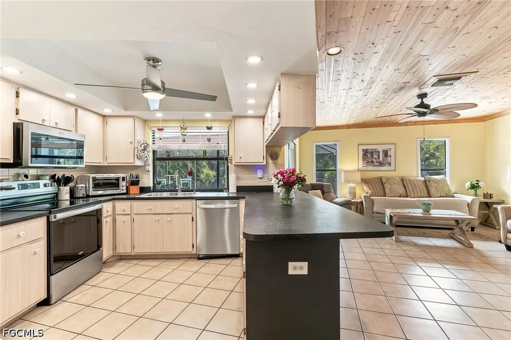 10099 Tropical Drive Bonita Springs FL 34135