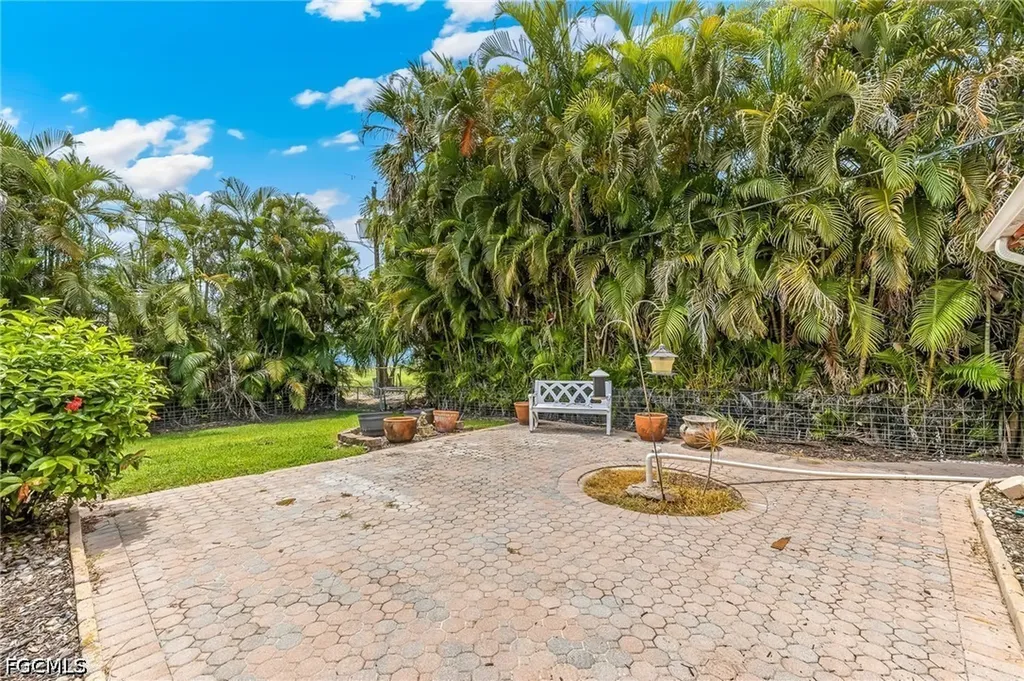 10099 Tropical Drive Bonita Springs FL 34135