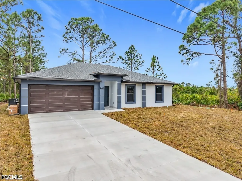 2607 8th Street SW Lehigh Acres FL 33976