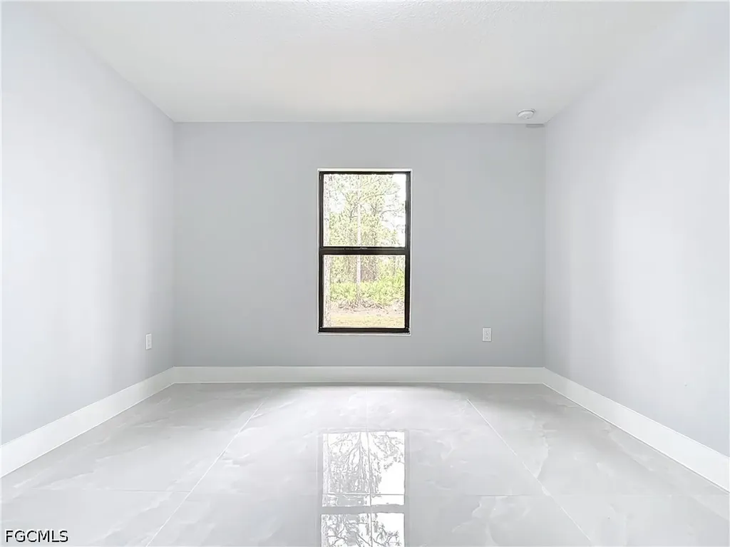 2607 8th Street SW Lehigh Acres FL 33976