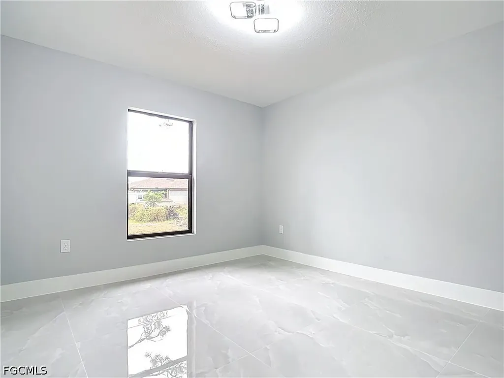 2607 8th Street SW Lehigh Acres FL 33976