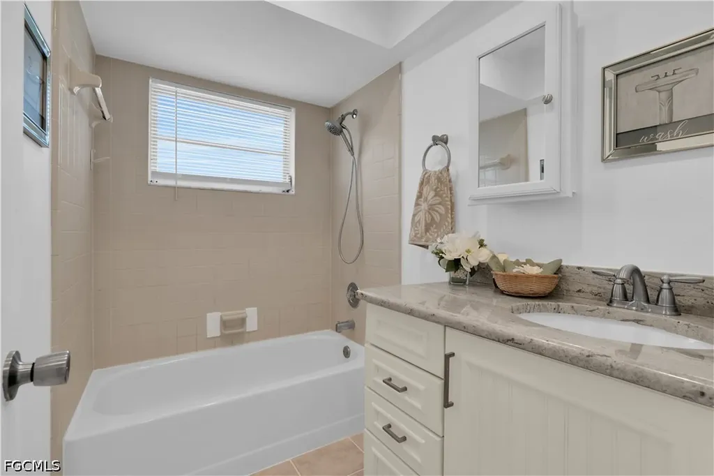 9 Regency Court Lehigh Acres FL 33936