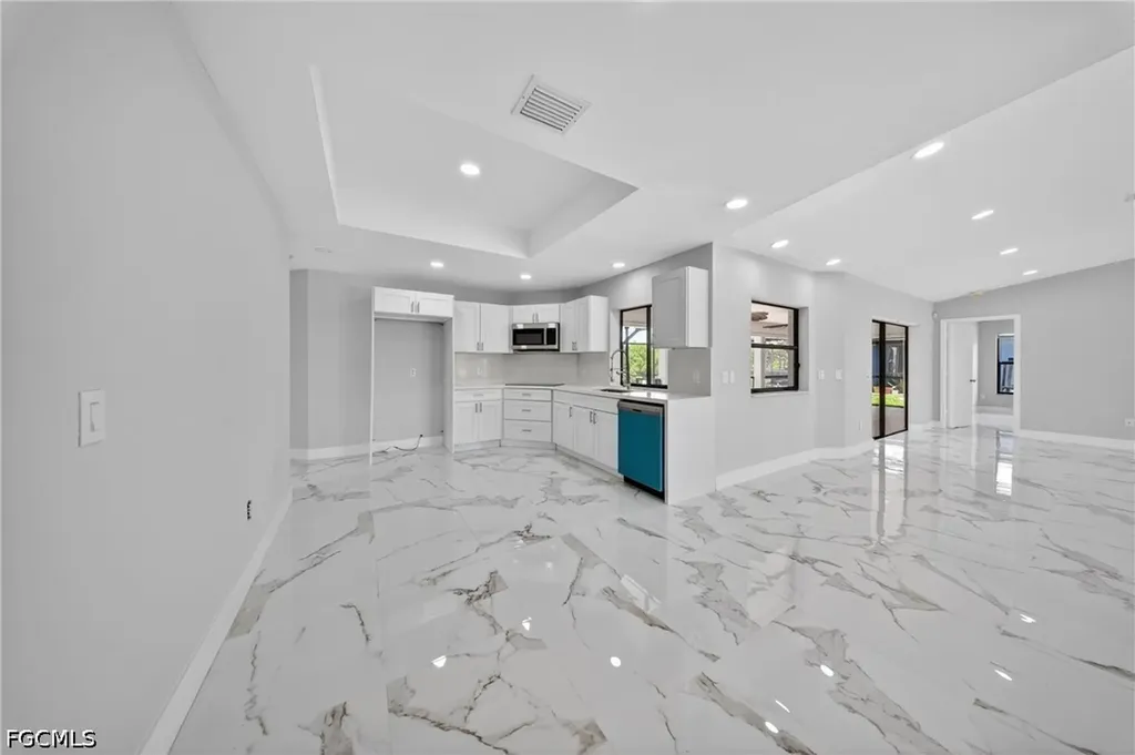 1417 Everest Parkway E Cape Coral FL 33904