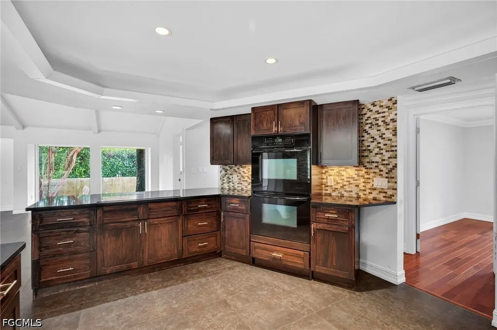 5231 Greenbriar Drive Fort Myers FL 33919