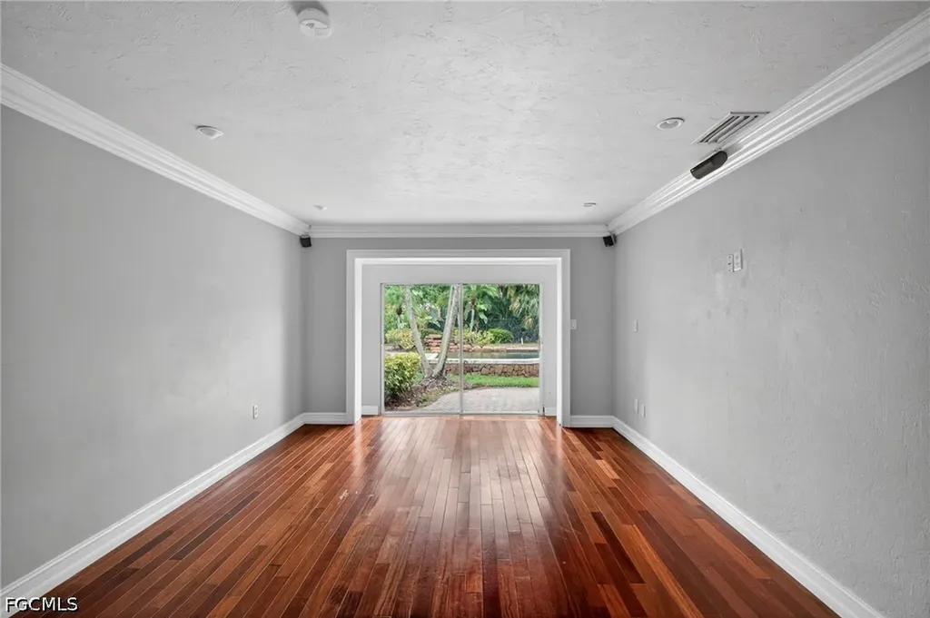 5231 Greenbriar Drive Fort Myers FL 33919