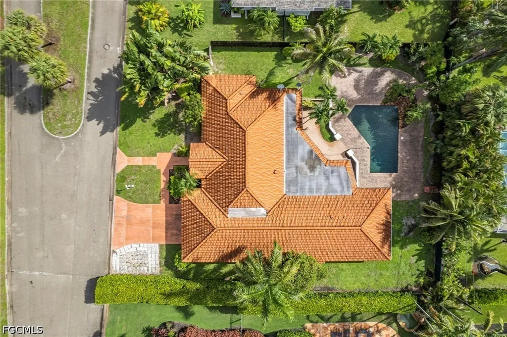 5231 Greenbriar Drive Fort Myers FL 33919