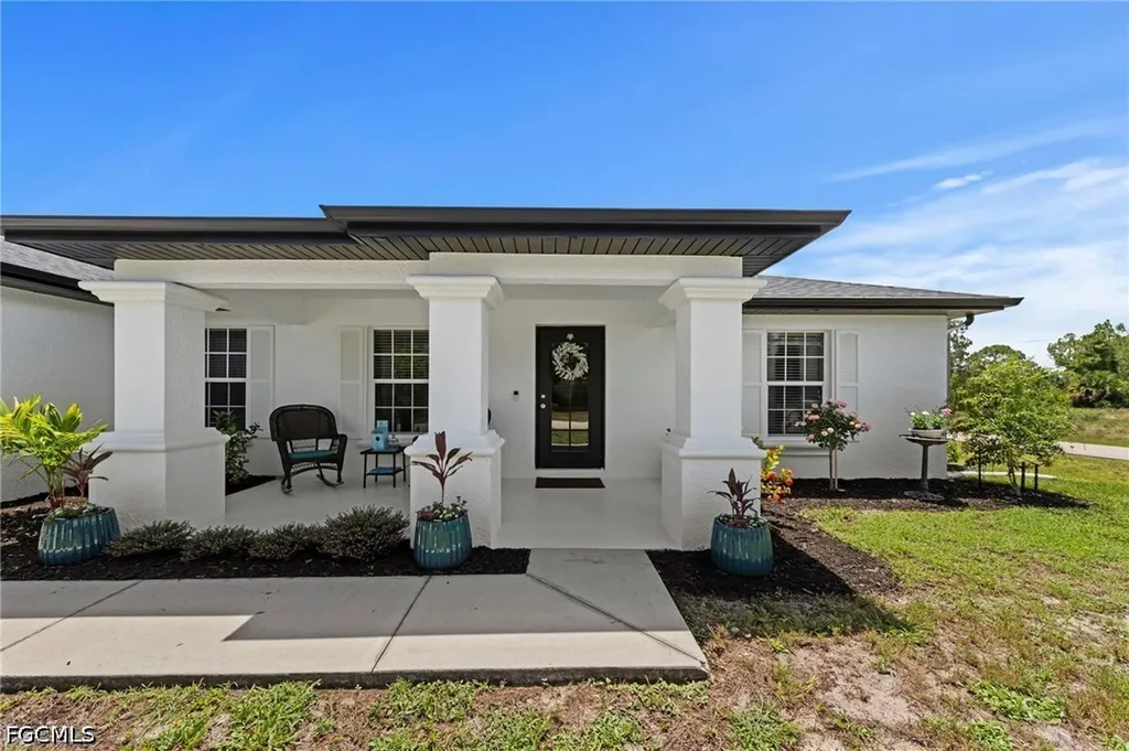 743 Fuller Avenue S Lehigh Acres FL 33974