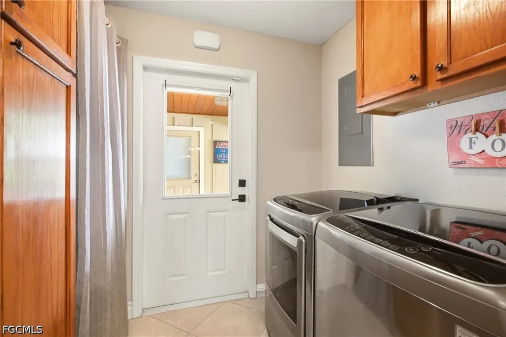 2310 Abbott Avenue Alva FL 33920