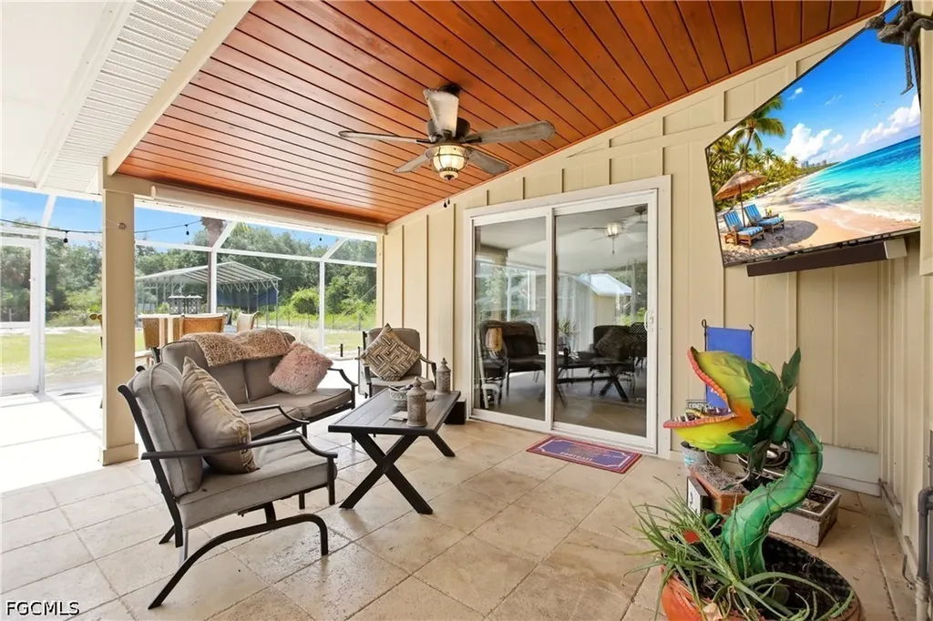 2310 Abbott Avenue Alva FL 33920