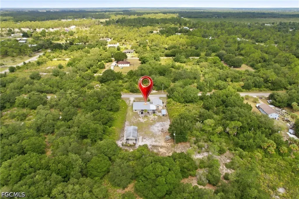 2310 Abbott Avenue Alva FL 33920