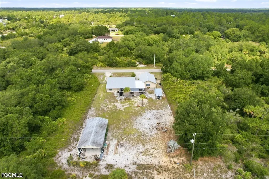 2310 Abbott Avenue Alva FL 33920