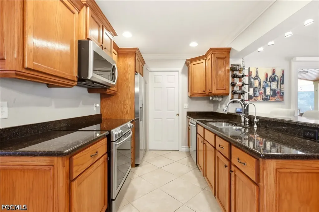 2310 Abbott Avenue Alva FL 33920