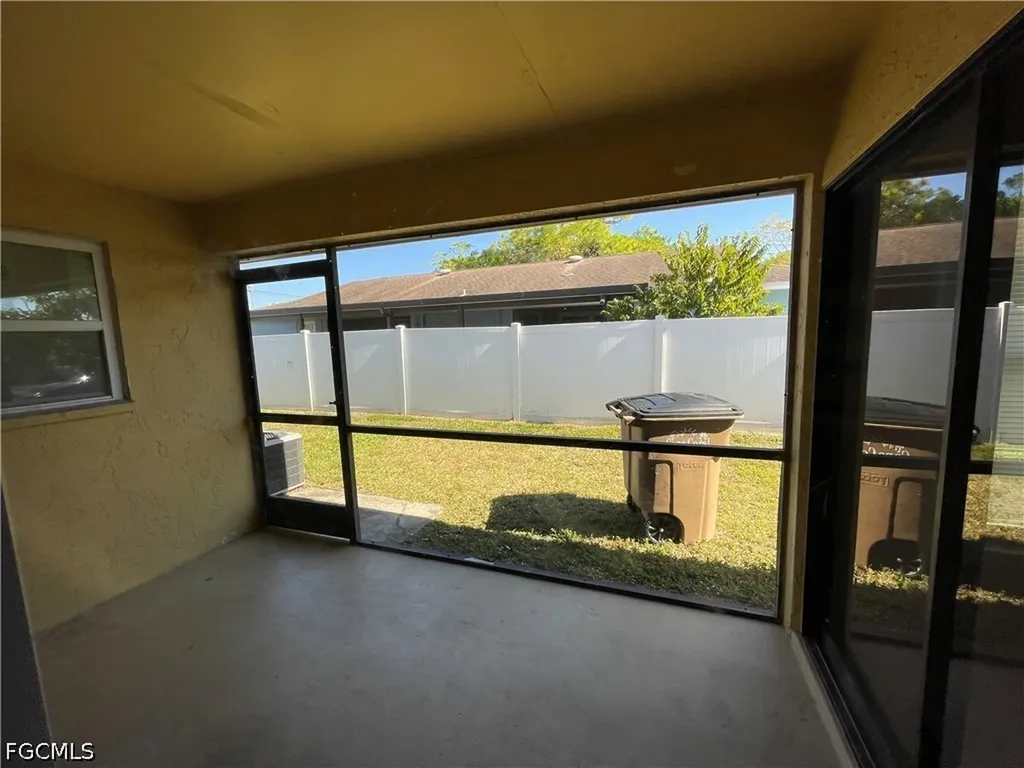 2305 SE 6th Lane Cape Coral FL 33990