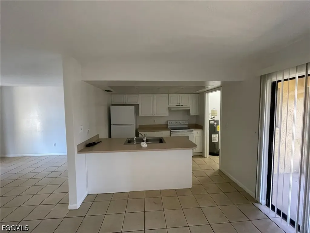 2305 SE 6th Lane Cape Coral FL 33990