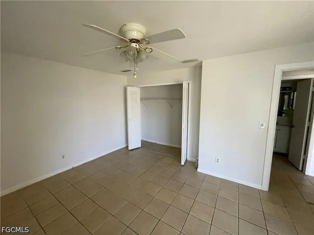 2305 SE 6th Lane Cape Coral FL 33990