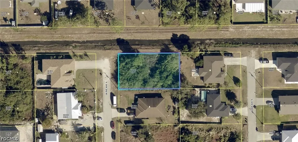 4701 Olive Avenue S Lehigh Acres FL 33976