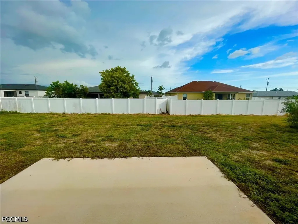 1818 NE 21st Street Cape Coral FL 33909