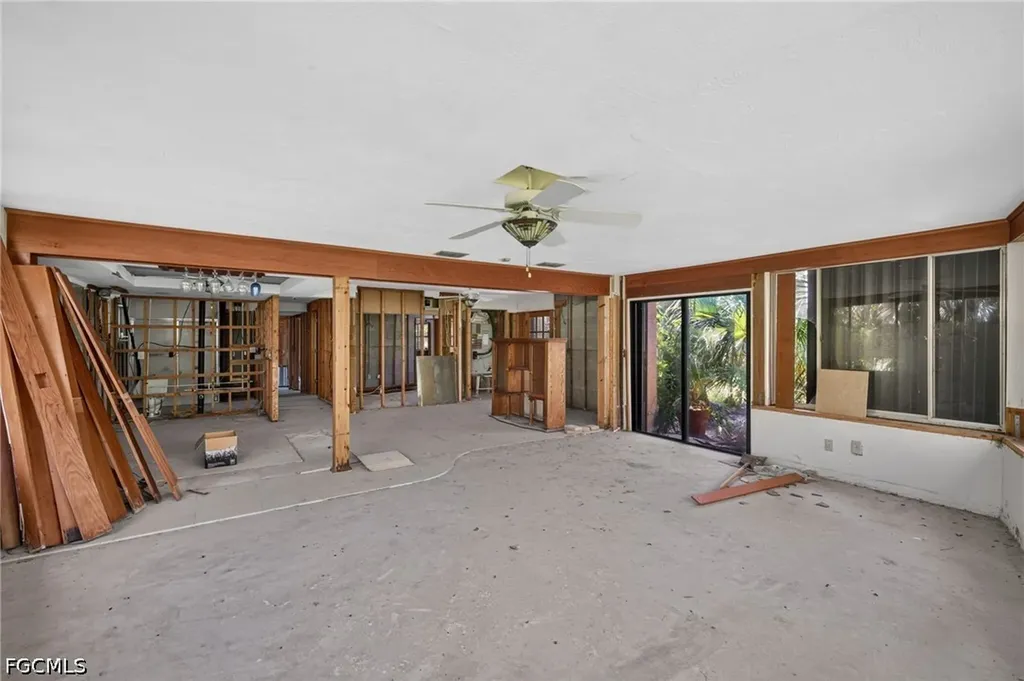 1446 Periwinkle Way Sanibel FL 33957