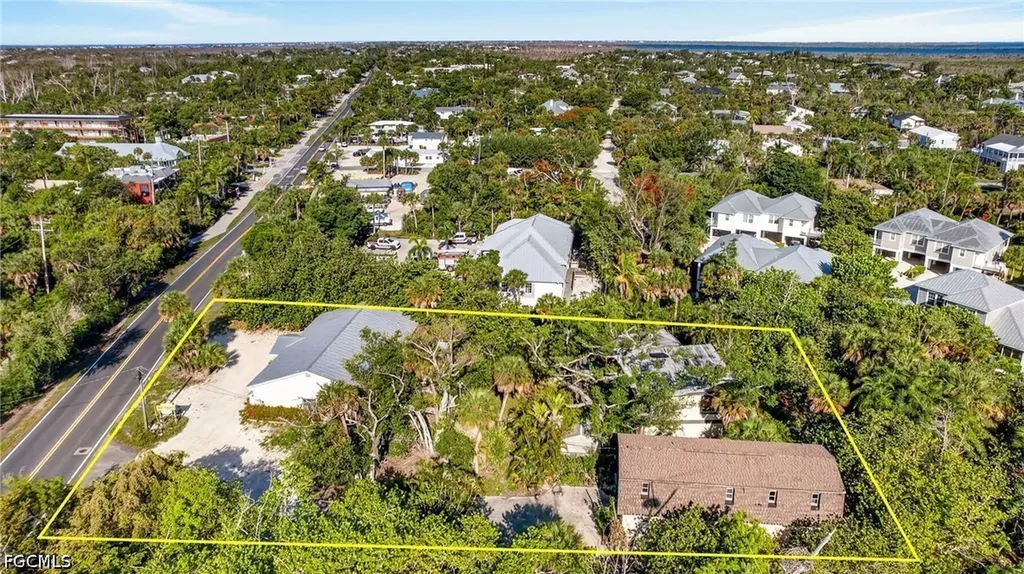 1446 Periwinkle Way Sanibel FL 33957