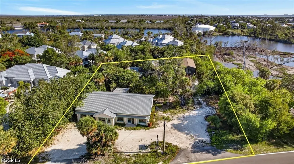 1446 Periwinkle Way Sanibel FL 33957