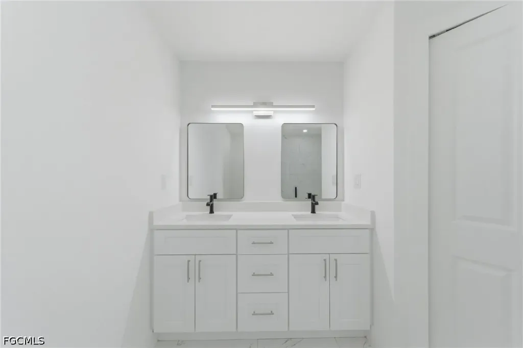 10 NW 20th Street Cape Coral FL 33993