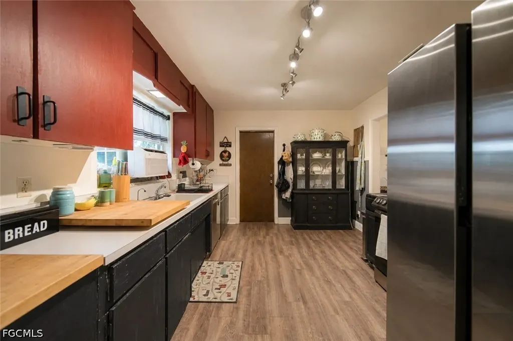 1410 Paloma Drive Fort Myers FL 33901