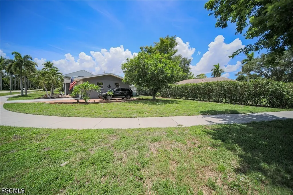 1410 Paloma Drive Fort Myers FL 33901