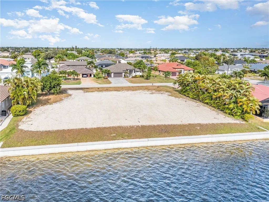 1128 SW 43rd Street Cape Coral FL 33914