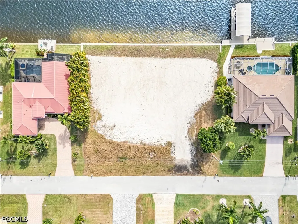 1128 SW 43rd Street Cape Coral FL 33914