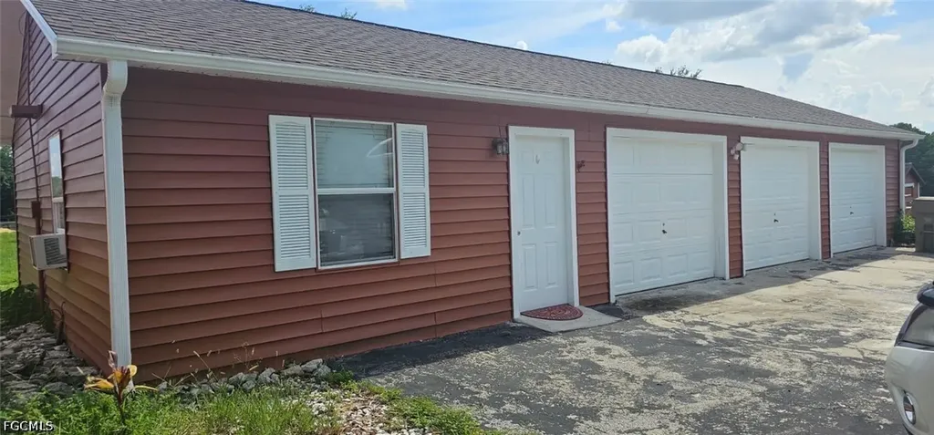 4100 Marion County Road Weirsdale FL 32195