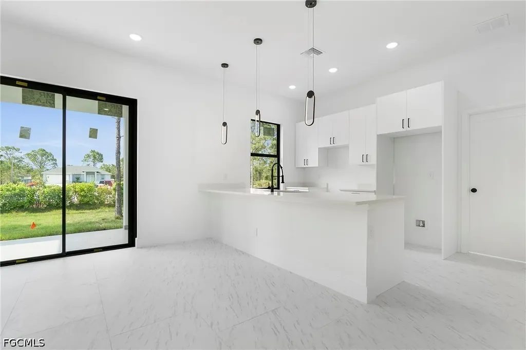 3175 Sunshine Boulevard Lehigh Acres FL 33971