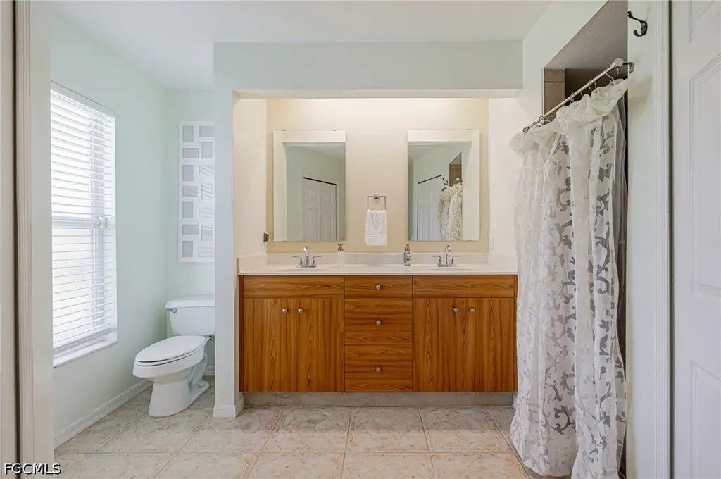 139 SE 3rd Terrace Cape Coral FL 33990