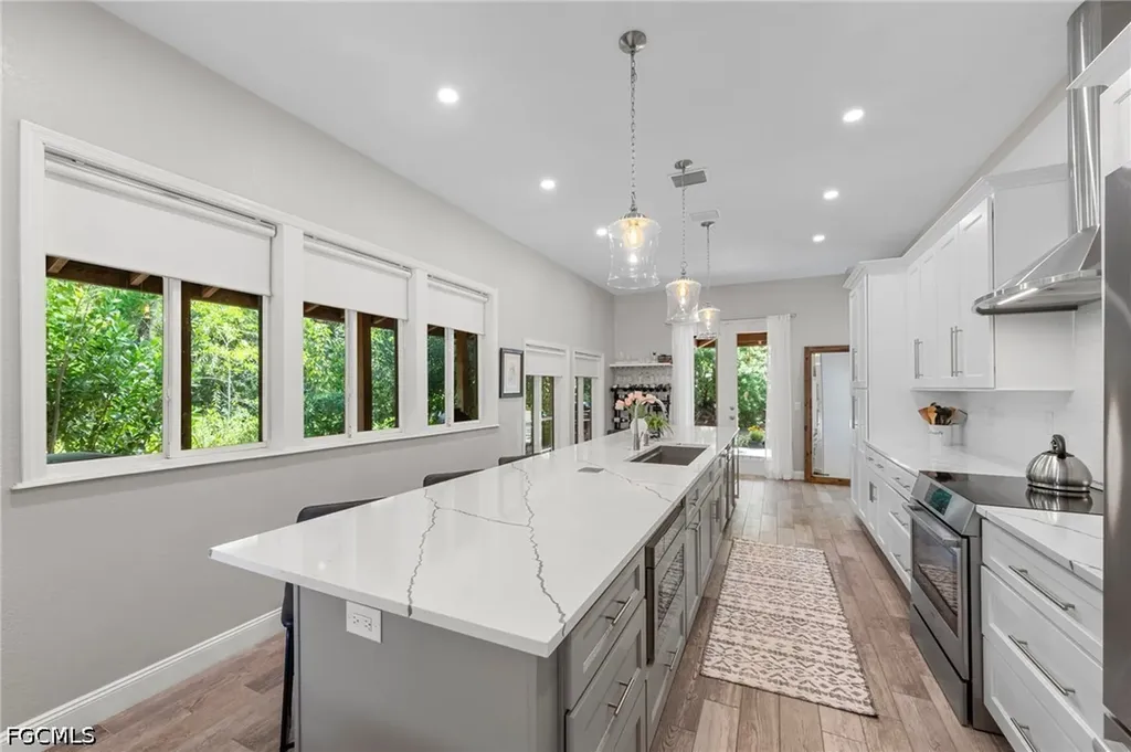 12010 Honeysuckle Road Fort Myers FL 33966