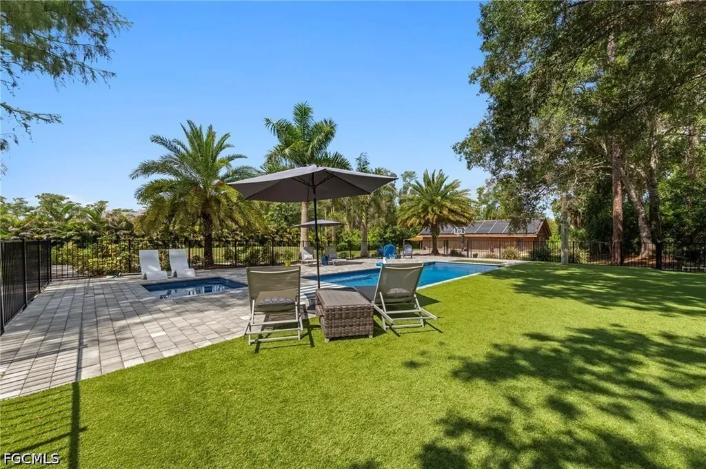 12010 Honeysuckle Road Fort Myers FL 33966