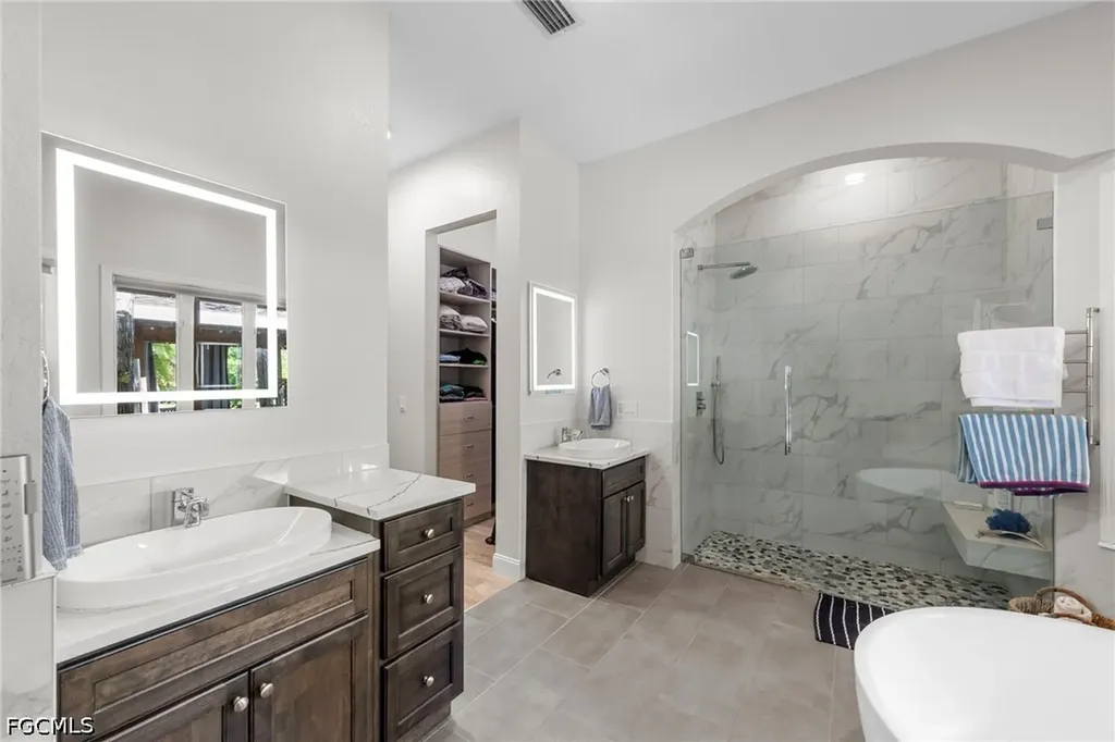12010 Honeysuckle Road Fort Myers FL 33966